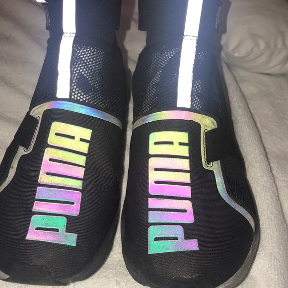 Pumas - Picture 1 of 3